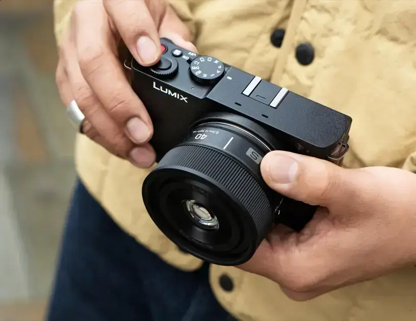 A nova lente Panasonic de 144g: leveza e qualidade em fotografia