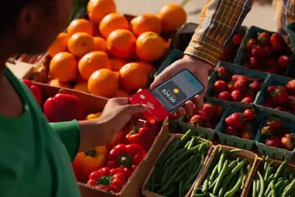 Apple lança Tap to Pay no iPhone na Malásia