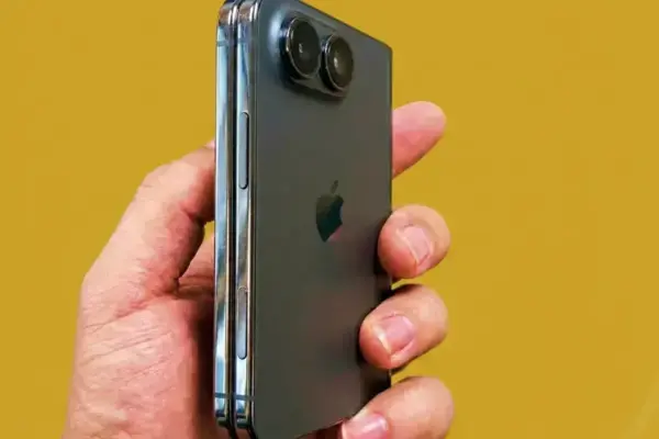 Apple revela design final do iPhone Ultra: o retorno do Touch ID
