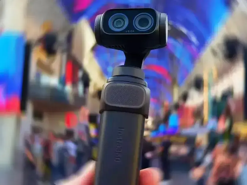 Insta360 Luna Ultra: A câmera com zoom de 6x e design modular