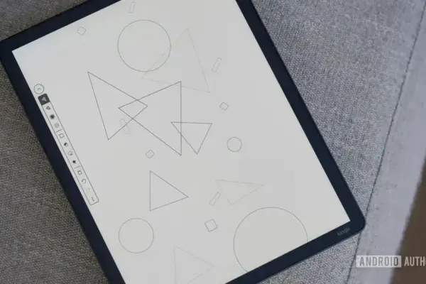 Kindle Scribe ganha recursos de formas inteligentes em nova atualização