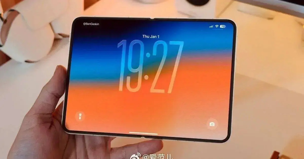 Samsung fecha contrato exclusivo para fornecer painéis OLED ao iPhone Fold