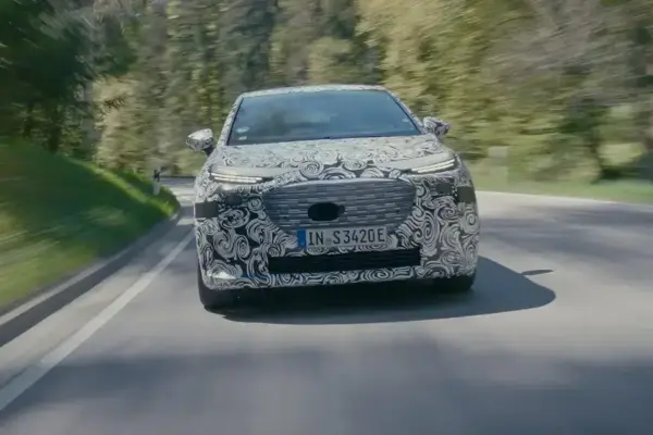 Audi A2 e-tron: Novo compacto elétrico para revolucionar cidades chega em 2026