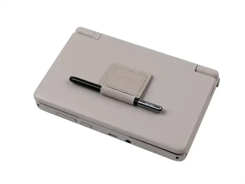 AYN Thor lança acessório estiloso: Stylus autoadesivo para dual-screen