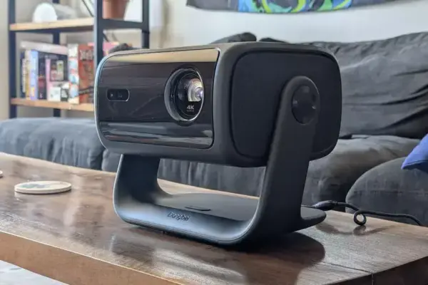 Dangbei MP1 Max: qualidade 4K impressionante com alguns detalhes a melhorar