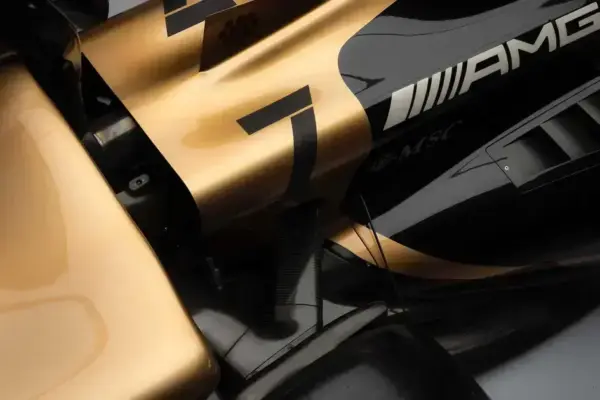 F1 Sequel: Apple prepara o terreno para um novo filme de corrida icônico