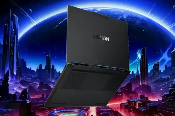 Lenovo lança novo laptop gamer de 15" com RTX 5070 e tela OLED 165 Hz