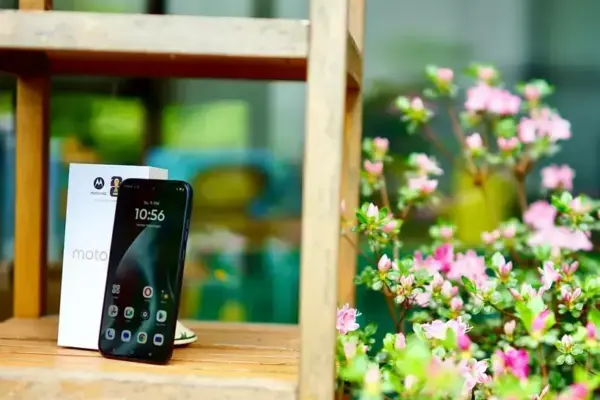 Motorola Moto G87: alto-falante potente, mas com graves quase ausentes