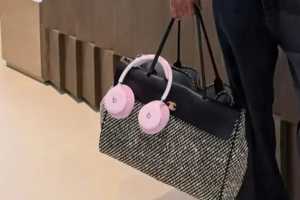 Novos fones Beats Studio Pro 2 aparecem com design renovado e cor rosa
