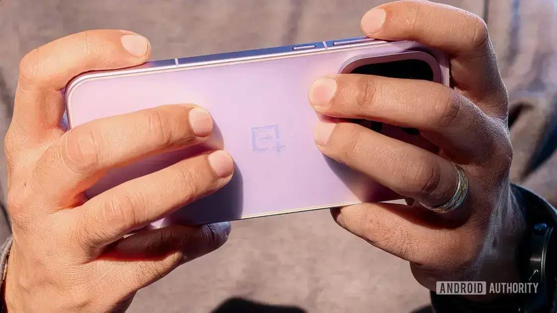 OnePlus 15 desaparece das lojas físicas Best Buy nos EUA, gerando dúvidas