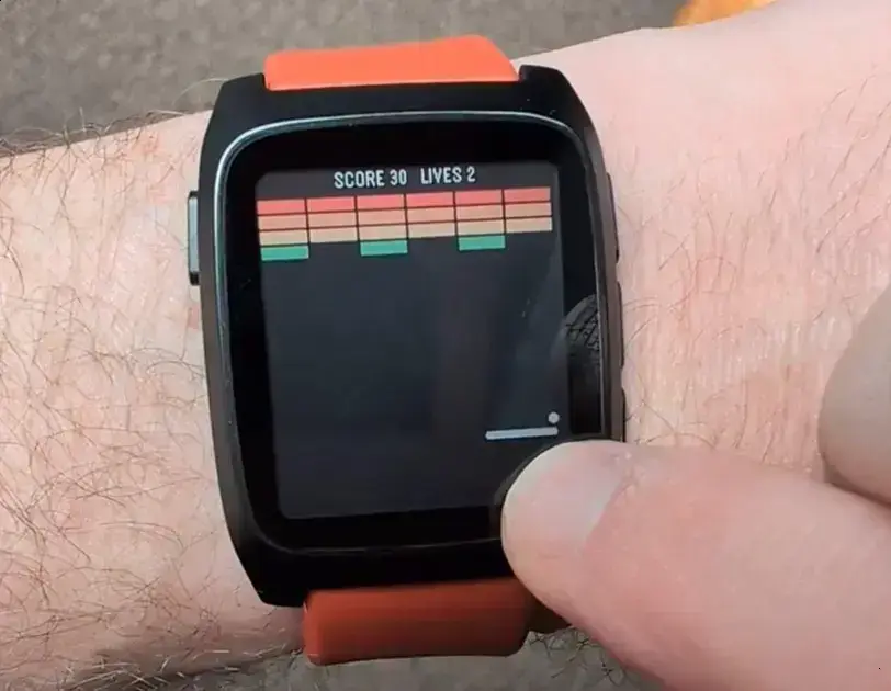 Pebble Time 2 ganha suporte a apps touchscreen; Pixel 11 básico pode ter menos RAM 1 Pebble Time 2 ganha suporte a apps touchscreen; Pixel 11 básico pode ter menos RAM