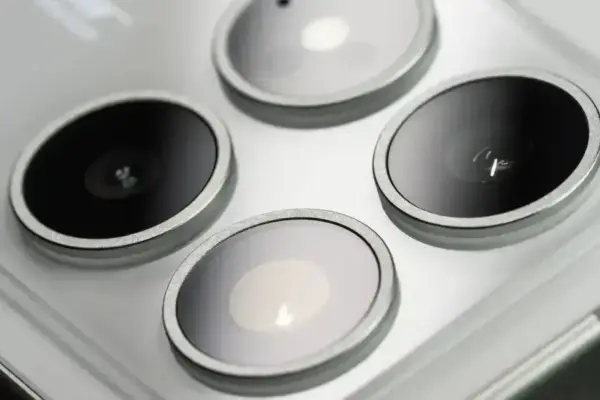 Redmi K90 Ultra chega com bateria gigante e ventilador embutido por 2.799 yuan