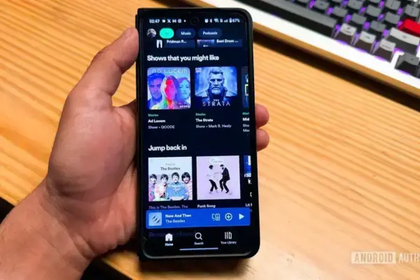 Spotify lança Clips para compartilhar trechos de podcasts facilmente