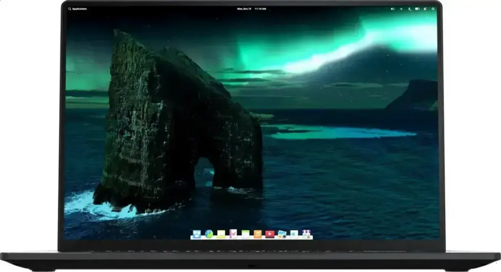 StarFighter Linux: laptop premium com webcam destacável começa a ser vendido