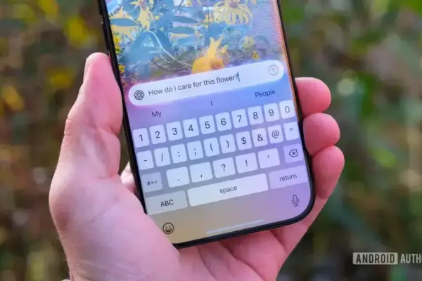 Tensão entre Apple e OpenAI ameaça parceria do ChatGPT na Siri