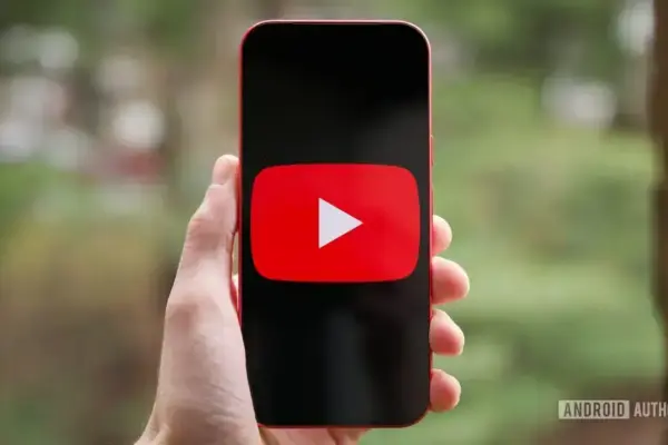 YouTube aprimora identificação de vídeos gerados por IA com novos rótulos visíveis