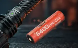 Acebeam lança bateria 21700 de 6.400mAh com carregamento USB-C integrado