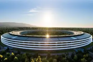 Ações da Apple caem após WWDC26 mostrar estratégia cautelosa com Siri AI