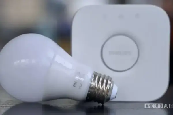 Atualização do firmware 2071353020 está travando o Hue Bridge Pro