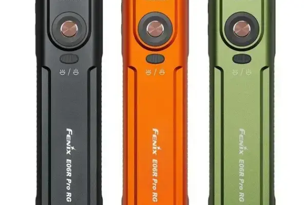 Fenix E06R Pro RG: lanterna EDC compacta com luz vermelha, branca e laser verde