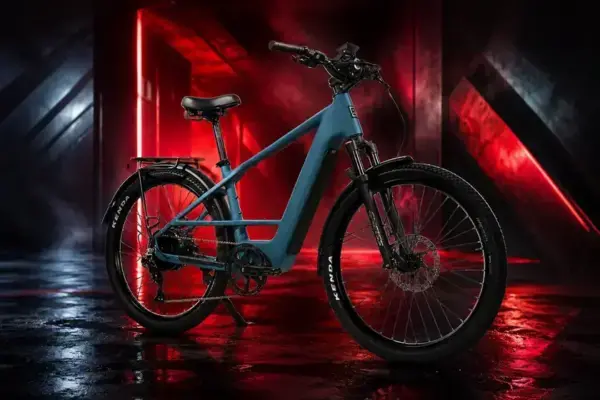 Monarc lança Tracer: e-bike com até 130 milhas de autonomia e motor potente
