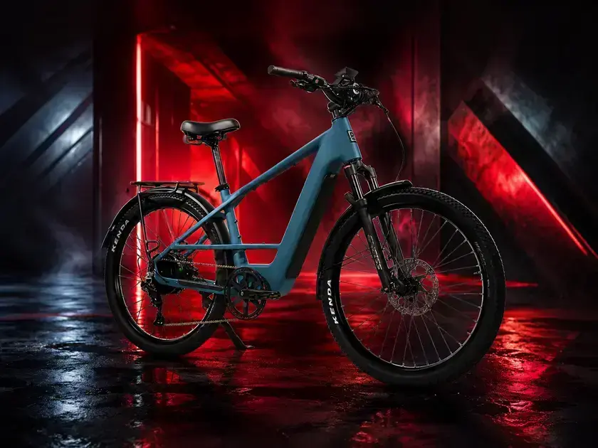 Monarc lança Tracer: e-bike com até 130 milhas de autonomia e motor potente