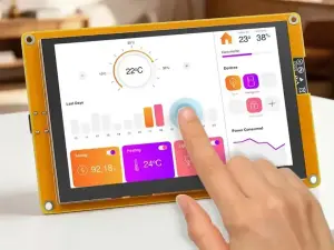 Nova tela touchscreen de 5 polegadas funciona como central inteligente acessível