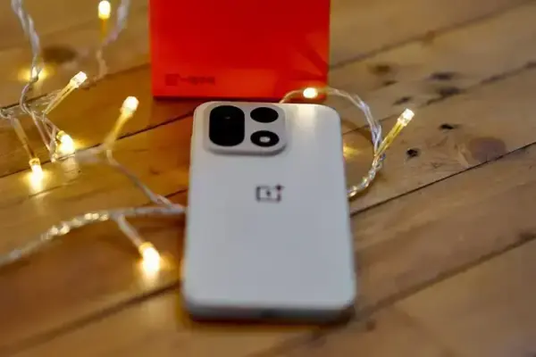OnePlus lança atualização OxygenOS com streaming Bluetooth para dois dispositivos simultâneos