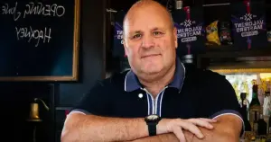 Riot Games inaugura pub em Londres com Big John para Valorant Masters
