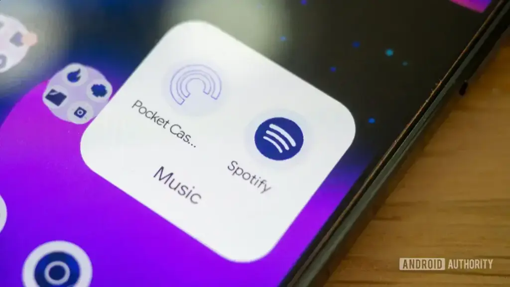 Spotify lança recurso Track Reactions para playlists colaborativas
