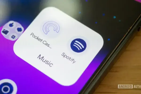 Spotify lança recurso Track Reactions para playlists colaborativas