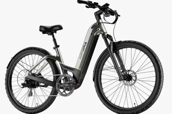 Urtopia lança e-bike Carbon Atom com motor de 750 W e bateria de 802 Wh