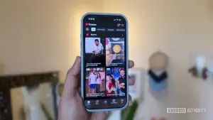 YouTube Shorts simplifica a experiência com modo claro e reprodução dupla
