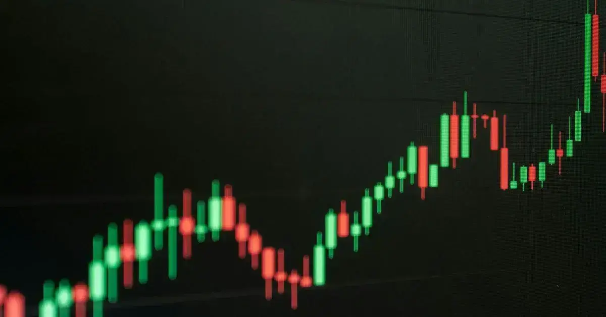 AAPL sobe 15% com cautela em IA e estratégias de preço da Apple