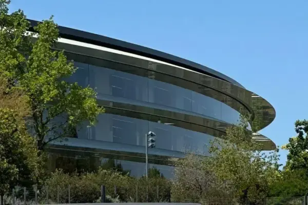 Apple e Micron disputam autorização para uso de chips chineses por Trump