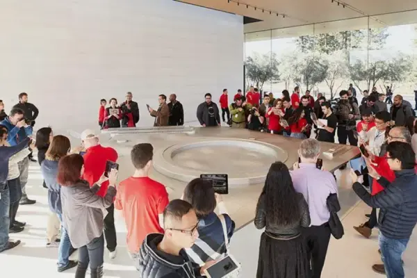 Apple Park Visitor Center fecha parte para melhorias na loja em Cupertino
