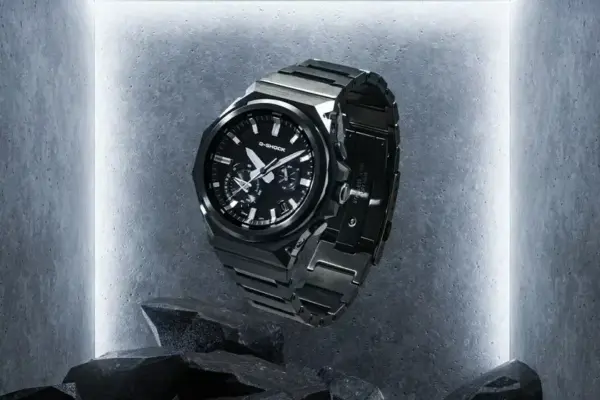 Casio lança no Brasil seus relógios G-Steel GST-B1000BD com design minimalista e preto