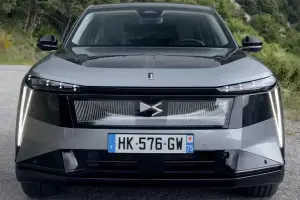 DS No 7 E-Tense chega com 460 milhas de autonomia e potência de 345 hp