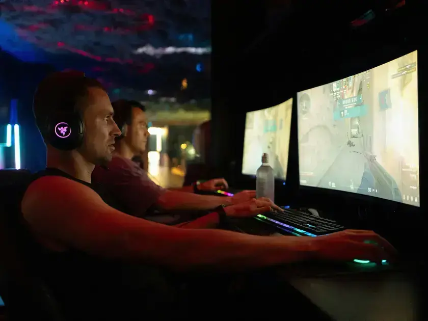 Estudo da LG revela aumento de 38% na precisão em jogos com monitores OLED 480Hz