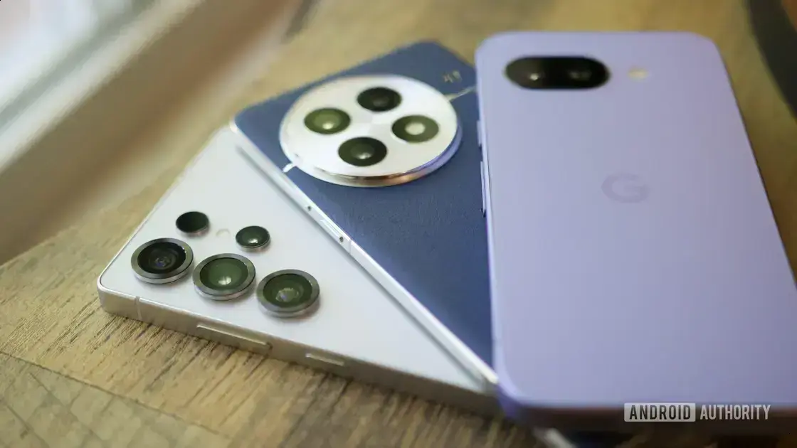 Galaxy S25 é preferido a modelos 2026 por leitores, revelam votação