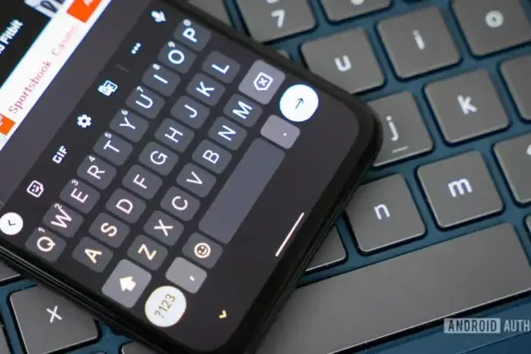 Gboard poderá permitir desativar espaços automáticos após sugestões para maior controle
