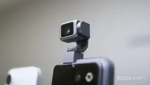 HONOR Robot Phone: gimbal 4D, Snapdragon Elite e bateria gigante em lançamento