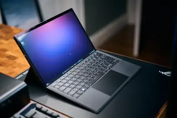 iFixit questiona nota 10 de reparabilidade do Asus ROG Flow Z13