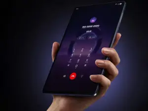 Lenovo detalha recursos 5G e design do novo tablet gamer OLED Legion Y700