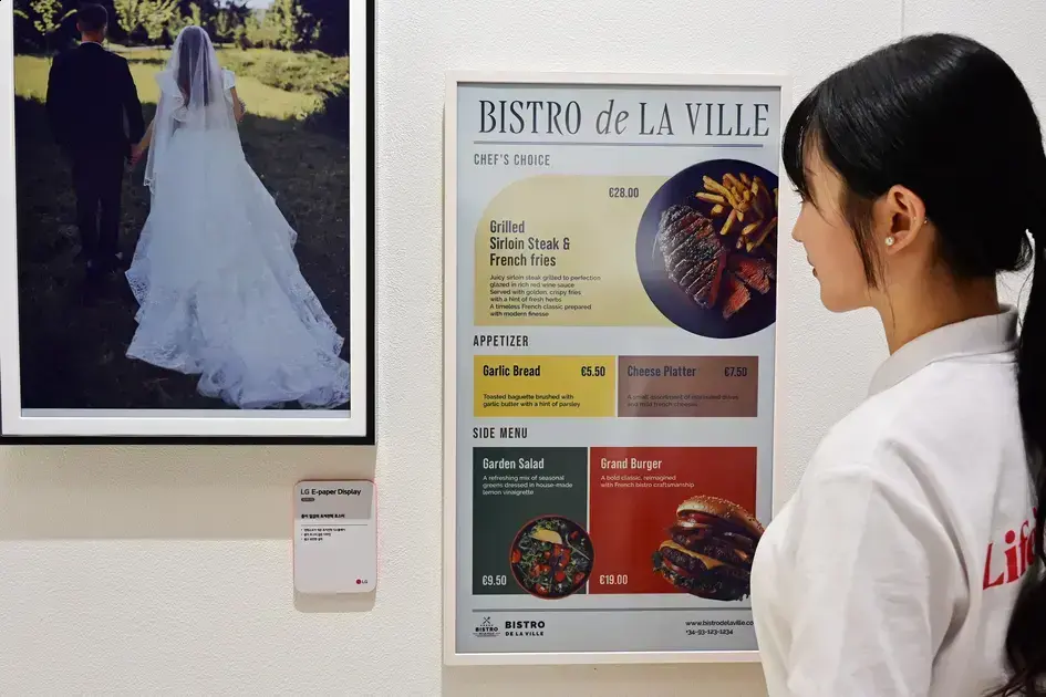 LG lança display E Ink 32" com bateria duradoura, Qi2 e webOS