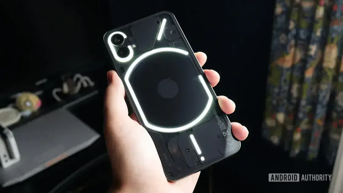 Nothing Phone 1 recebe último update e encerra suporte oficial em 2026