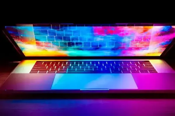 Novo MacBook Pro 2027 traz design alinhado ao MacBook Ultra, sem touchscreen