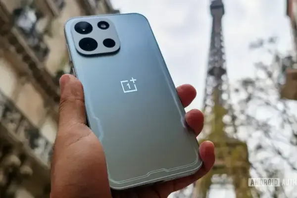 OnePlus enfrenta críticas na Europa por oferecer vouchers em vez de conserto de garantia