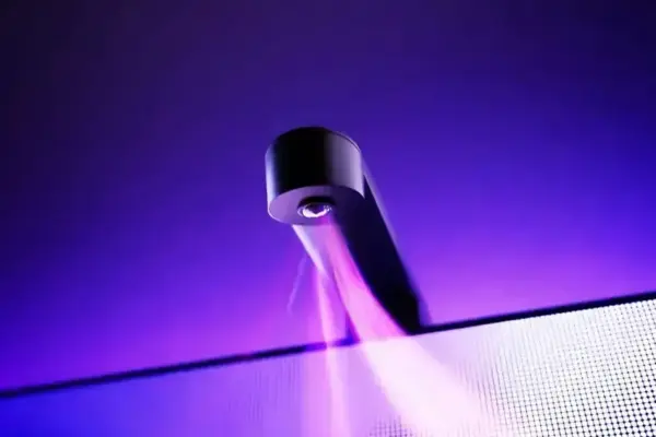 Philips Hue revela câmera para sincronizar luzes com TV e streaming