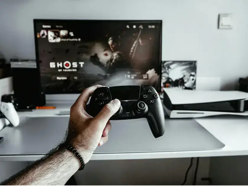 Por que os gamers estão preferindo comprar jogos em disco no PS5?